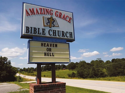 미국 성인 3명 중 2명… ‘하나님은 영원 불변 존재’