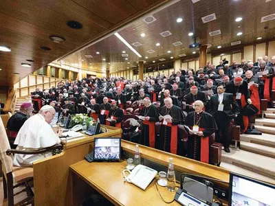 ‘중도 사퇴’ 13세기 전임자 칭송한 교황, 힘 실리는 조기 사임설