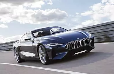 BMW의 럭서리 플래그십‘8시리즈’첫 모델인 쿱 공개