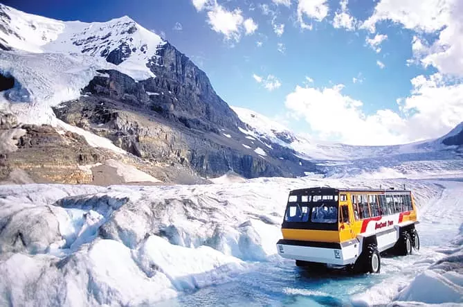 캐나다 록키-호수·폭포·빙하의 파노라마에 넋 놓고 취하다