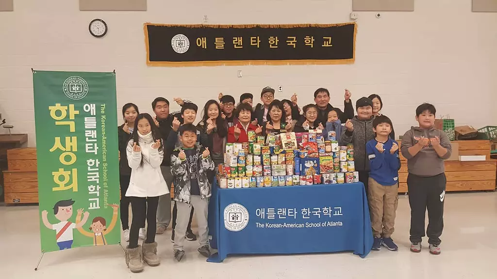 <사진>" 정성껏 모았아요" 한국학교 학생들도 불우이웃돕기