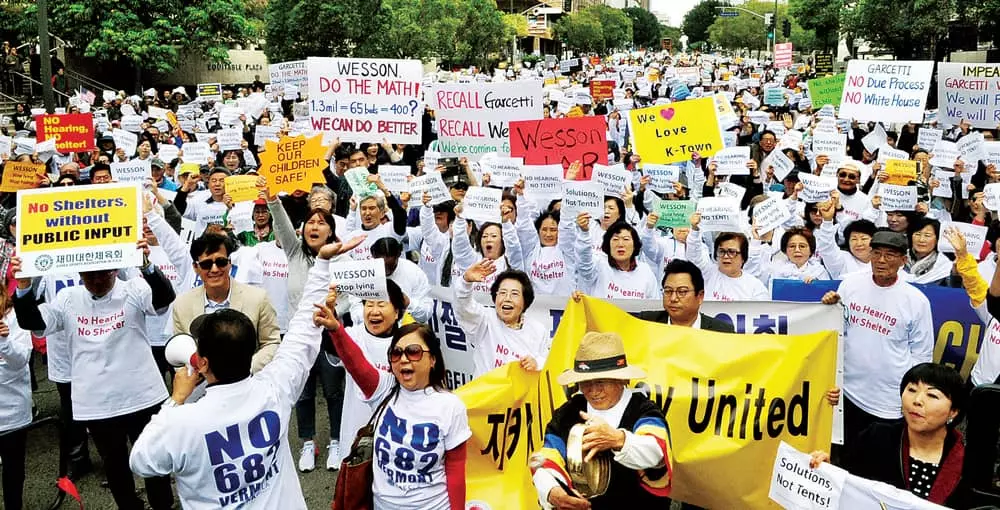 LA한인2천여명 '노숙자 셸터'반대 시위