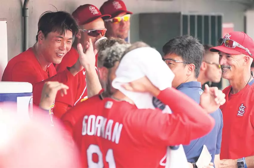 김광현‘날았다’… 첫 MLB 선발 등판‘완벽투’