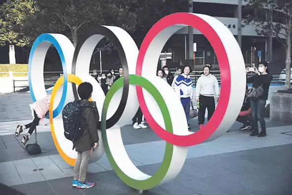 도쿄올림픽 집행위원“7월 무산땐 1~2년 연기해야”
