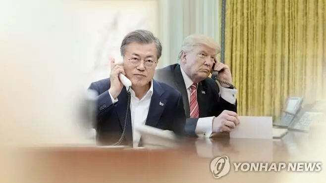 트럼프 "한국 의료장비 지원" 요청..문대통령 "여유분 최대 지원"