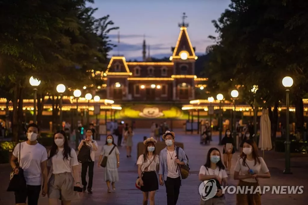 코로나19 재확산 2차 폐쇄된 홍콩 디즈니랜드