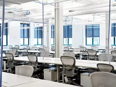 코로나발 재택근무 확대에 대도시 오피스 수요 급감