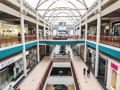 샤핑몰 회복하나, 단기 재계약 위주로 급증