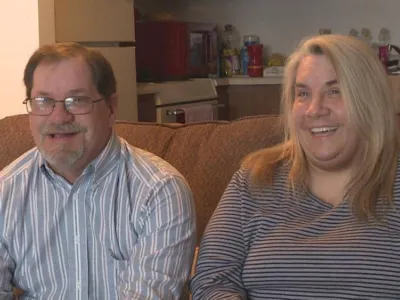 남녀 동창, 알고보니 50년전 출생직후 각각 입양된 '쌍둥이'