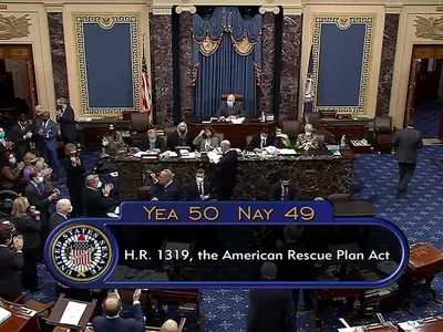 상원, ‘1조9,000억 달러’ 초대형 부양법안 통과