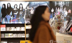 美 CD 판매 ‘톱 10’에 K팝 7장…스트레이 키즈·TXT·뉴진스 등