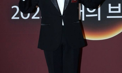 조세호, 결혼 발표 “9세 연하 연인에 확신”…축하 물결