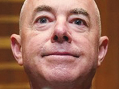 마요카스 국토안보장관 ‘탄핵’ 추진