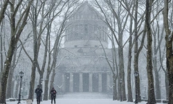 미 동북부 폭설… 뉴욕 등 항공편 대거 결항