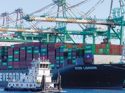 밀려드는 컨테이너… LA항 ‘서부 관문’ 명성 회복