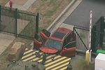 애틀랜타 FBI 건물 입구에 차량 돌진…운전자 체포