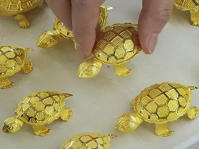 국제 금 가격 또 사상 최고…온스당 2천377달러