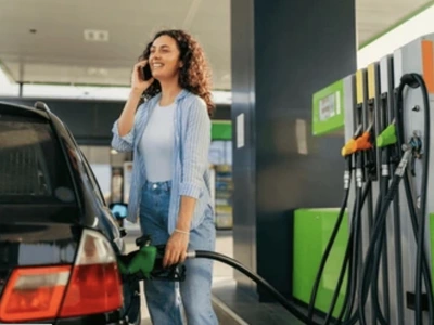 개스가격, 3달러 미만으로 하락 전망