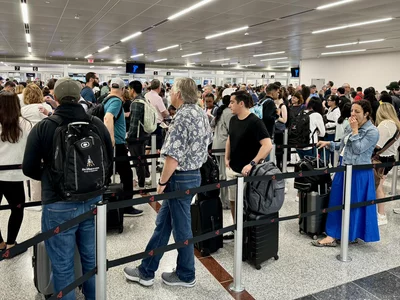 애틀랜타 공항 이용객 미리 도착해야