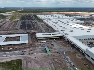 “현대 전기차 공장인력 내년엔 모자랄 수도”