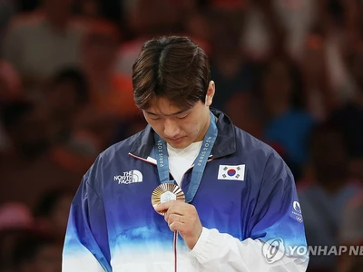 [올림픽] 유도 이준환, 세계랭킹 1위 꺾고 올림픽 남자 81㎏급 동메달