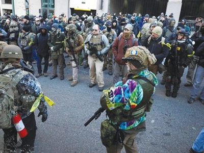 대선 앞두고 불법 무장 민병대 ‘꿈틀’