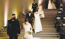 장기 인플레에 커플들 스몰 웨딩 ‘대세’