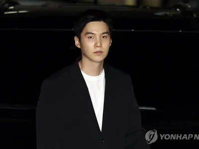 '음주 스쿠터' 슈가 "BTS 이름에 누 끼쳐…멤버·팬들에게 죄송"