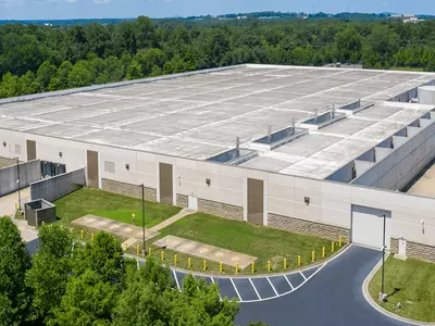 대형 데이터 센터 놓고… 주정부 ‘어서와’ 애틀랜타시 ‘오지마’