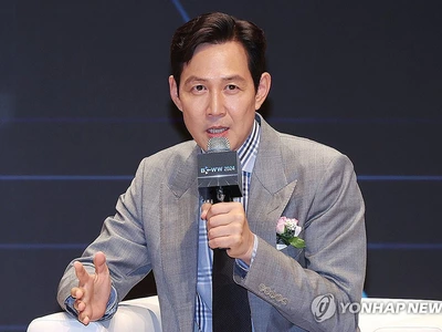 래몽래인 경영권 이정재 측에… ‘아티스트스튜디오’로 사명 변경