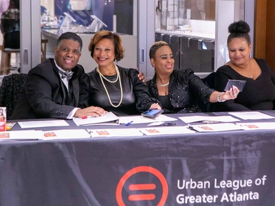 말뿐이었던 소수인종∙여성 기업 우대