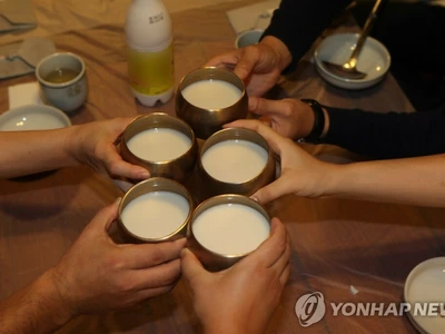 '적정 음주량'은 없다…"연말연시 폭음 주의, 강요 문화 없애야"