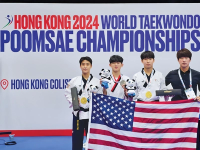 킴스 태권도 품새팀 세계대회 입상