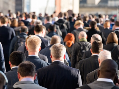 아시아계 근로자 직무만족도 최저