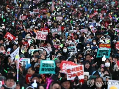 권한정지가 끝 아니다…尹, '내란 수사·특검' 칼끝에