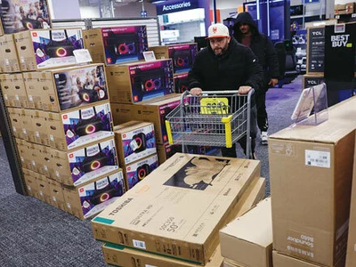 관세 부과로 물가 또 오를라… 트럼프 취임 전 사재기 행렬