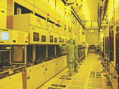 2024년 반도체 격동의 해… ‘무한경쟁 명암’