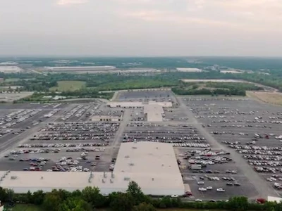 카바나, 애틀랜타 경매센터 대폭 확장