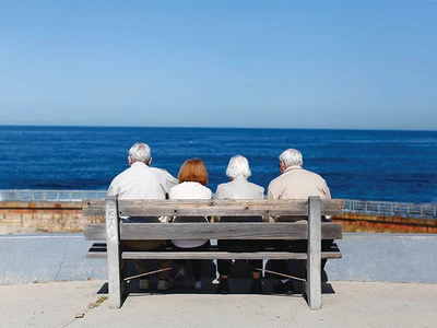 녹록지 않은 여성 은퇴 자금 마련… 준비 방법 없을까?