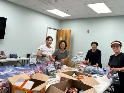 〈포토뉴스〉 한인교회 여선교회, 매달 노숙자 후원 물품 전해