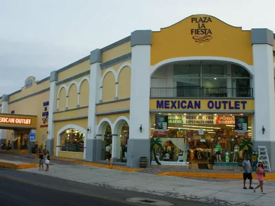 긴장감 감도는 다양성 상징 뷰포드 하이웨이