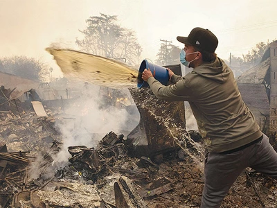주택 화재 현장 건강에 위험… 보호장비 착용해야