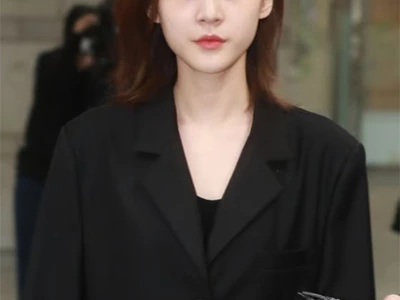 故 김새론, 전 소속사에 ‘7억 차용증’ 썼다..변제 못한 채무는