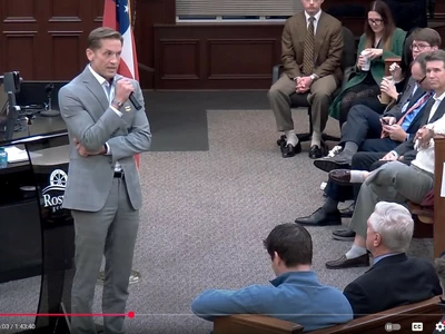 귀넷 연방하원의원, 주민들에 “1·6의사당 폭도” 막말