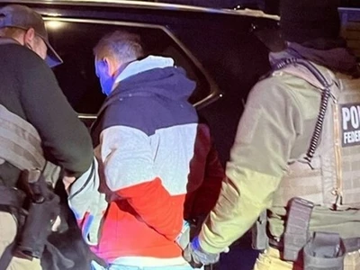 "불법체류자 추방 왜이리 느려"…이민당국 수장 대행 경질