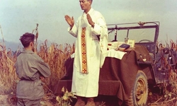 ‘한국전의 예수’ 카폰 군종신부…프란치스코 교황 ‘시복 후보자’ 선포