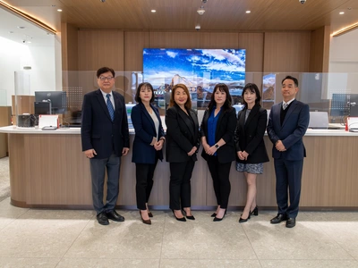 한미은행, 둘루스 새 지점 오픈...신디 염 지점장 임명