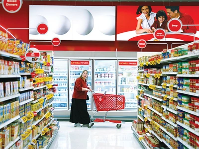 [관세가 미 경제에 미치는 영향] ‘관세전쟁’ 격화… 맥주·채소·차 가격 다 오른다