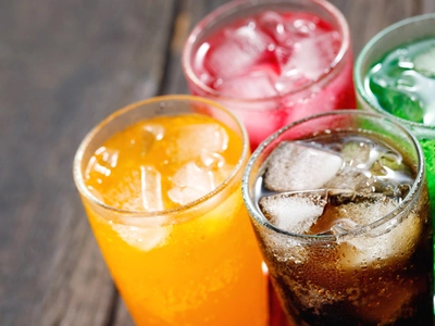 무심코 마시는 탄산음료, 당신의 수명 갉아먹을 수도