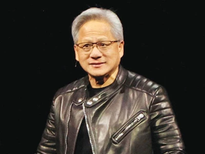 트럼프와 ‘코드’ 맞추는 젠슨 황 “4년간 수천억 달러 미국서 지출”